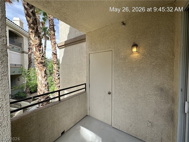 Building Photo - 7143 S Durango Dr
