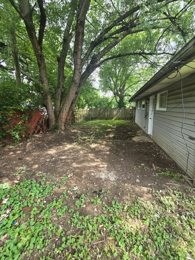 Building Photo - 3419-3421-3421 Gerbert Rd