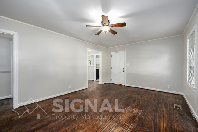 Building Photo - 768 79th Pl S