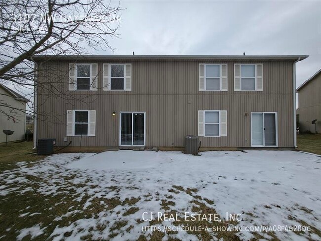 Building Photo - 3107 NW Gateway Dr