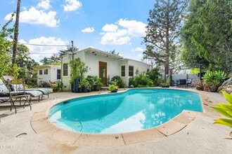 Building Photo - 3323 Reta St