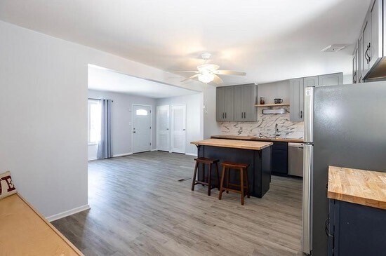 Kitchen + Living Room - 1104 Oak Blvd