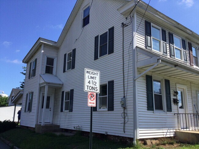 Building Photo - 209 W Frederick St