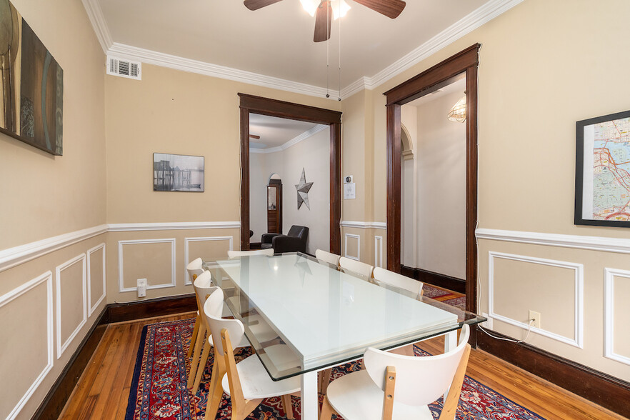 dining room - 724 13th St SE