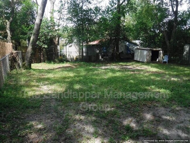 Building Photo - 1126 Mt Batten Dr