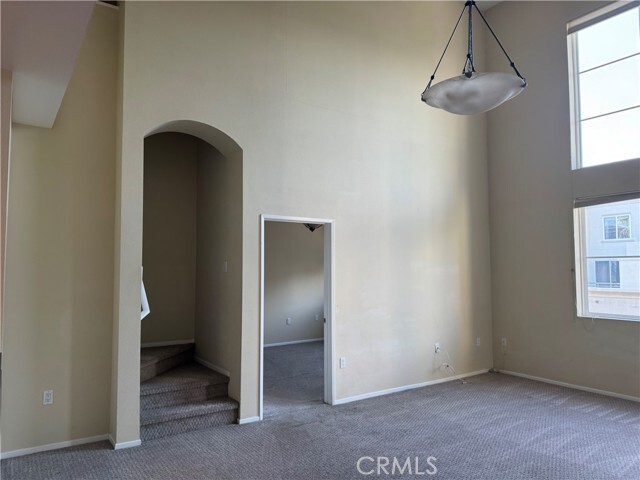 Building Photo - 2414 Scholarship