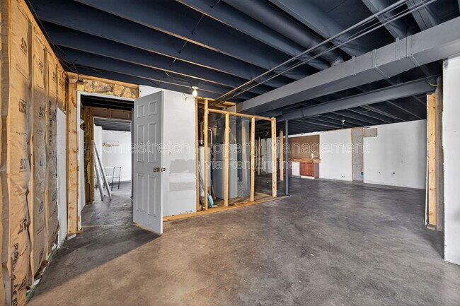 Building Photo - 120 Trotters Creek Ln