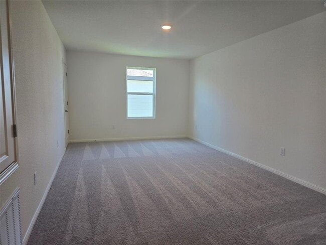 Building Photo - 121 Blazilmar Ln