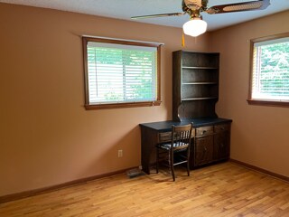Building Photo - 703 Moccasin Bend Rd