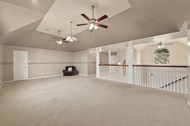 Building Photo - 16315 April Ridge Dr