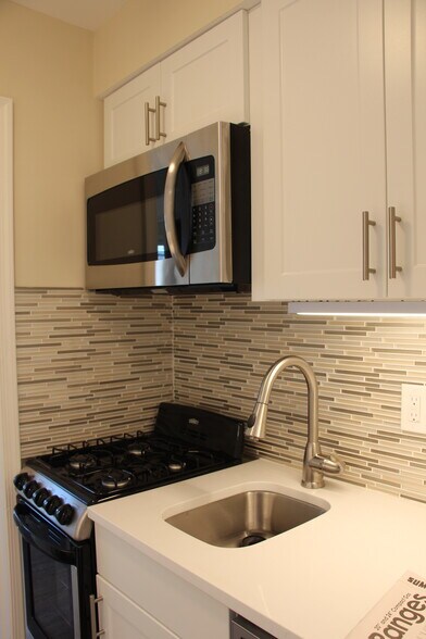 Building Photo - 720 North Monroe Street