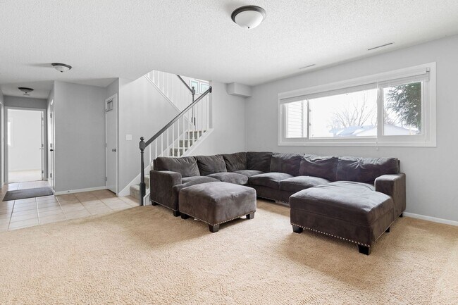 Building Photo - 445 43rd Ave NW