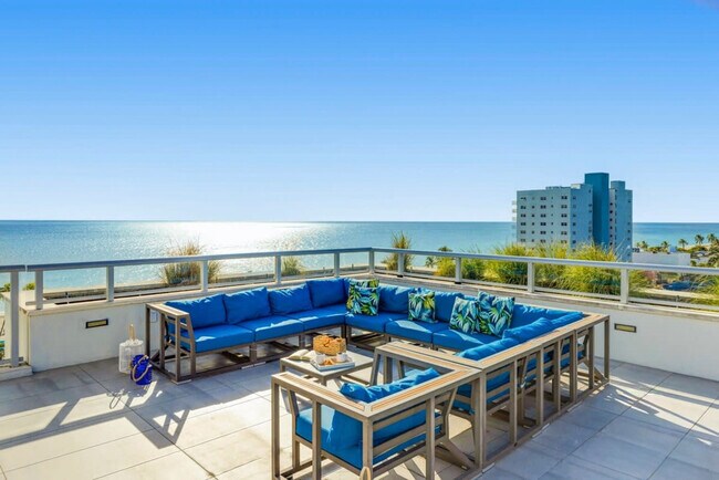 Building Photo - 777 N Ocean Dr