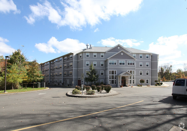 Building Photo - Carmen Romano Apartments