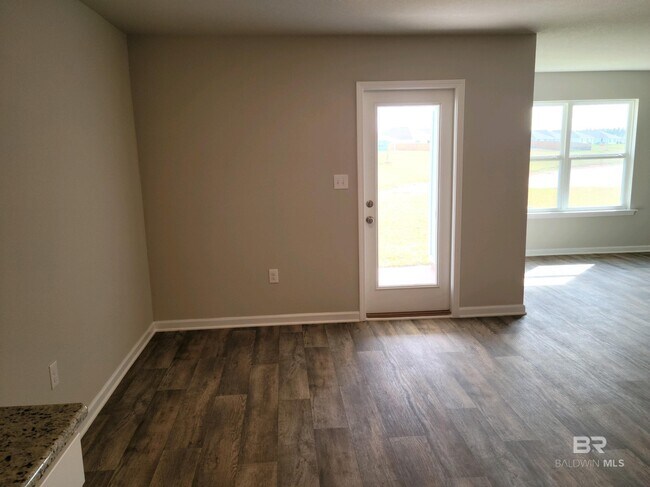 Building Photo - 23213 Shadowridge Dr
