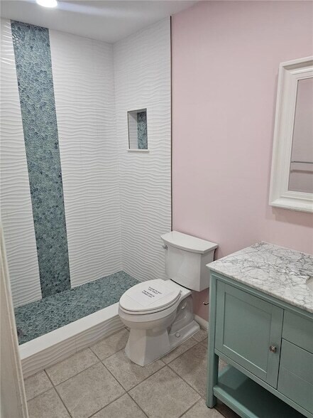 Building Photo - 14800 Walsingham Rd