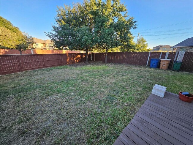 Building Photo - 11109 Persimmon Gap Dr