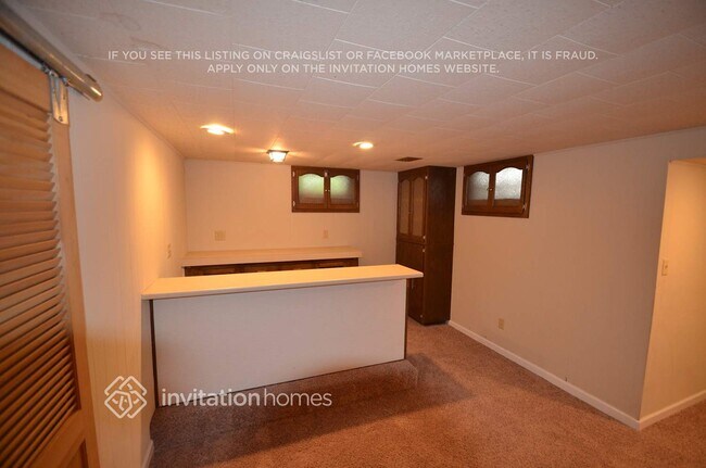 Building Photo - 3058 NE Stinson Blvd