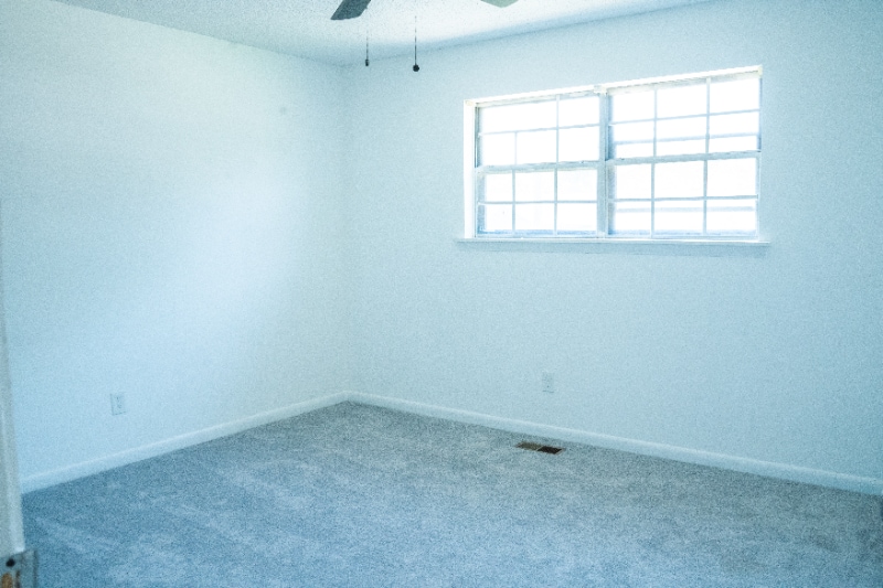 Building Photo - 4040 Knollbrook Dr NW