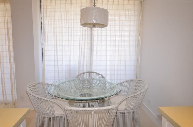 Building Photo - 19355 Turnberry Way