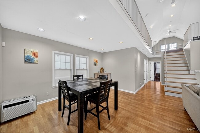 Building Photo - 2340 Court St