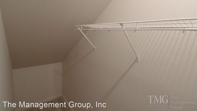 Building Photo - 3 br, 2.5 bath House - 2255 NE 118th Place