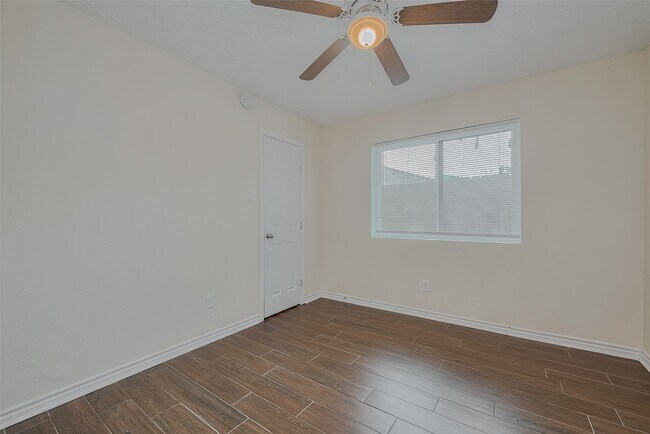 Building Photo - 2717 Elder Rd