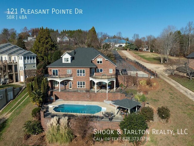 Building Photo - 121 Pleasant Point Dr