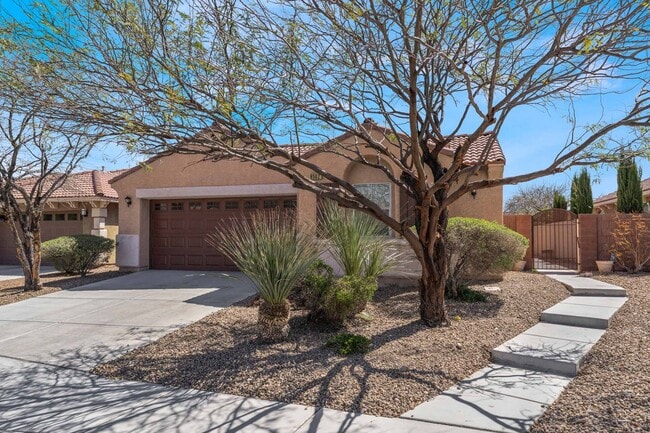 Building Photo - Gorgeous Mountains Edge Pool Home For Rent !