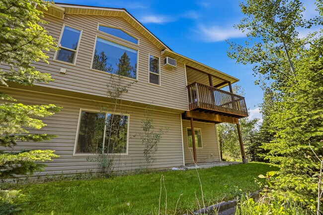 Building Photo - 11830 N Bedivere Dr