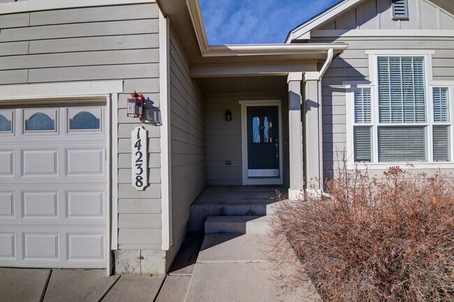 Building Photo - Ranch style home with 6 Bedrooms - 3 Bathrooms - 2 Car Garage - $2,650!