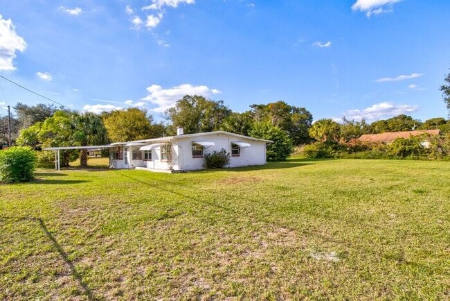 Building Photo - 1214 Dunbar St