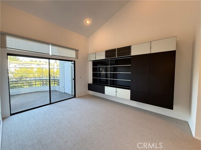 Building Photo - 210 Lille Ln