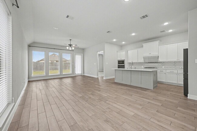 Building Photo - 2527 Alder Wood Ln