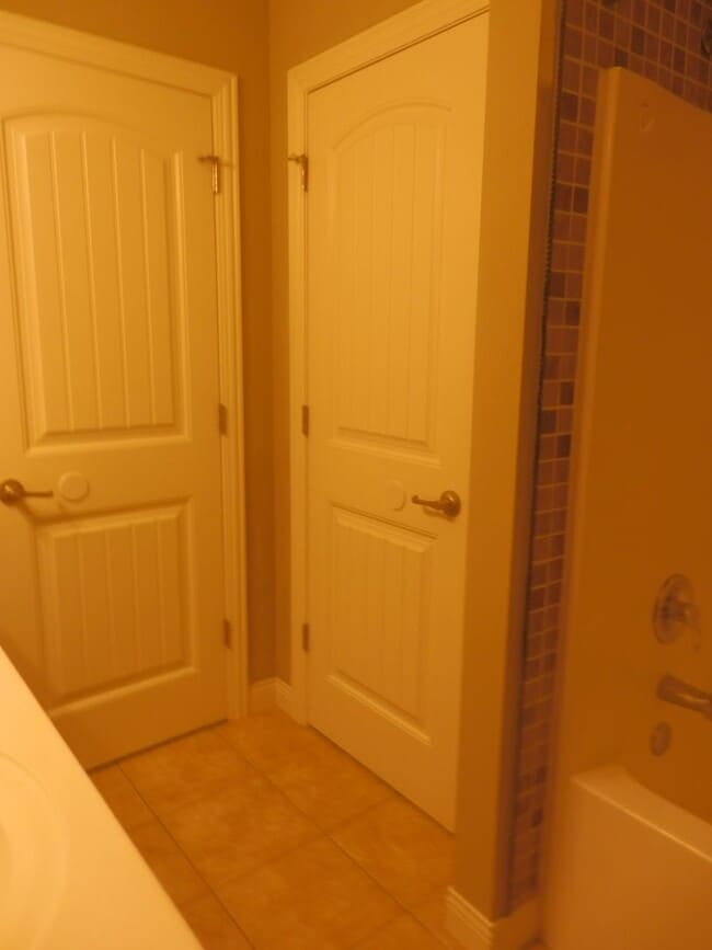 Building Photo - Nice 3 Bed 2 Bath House!