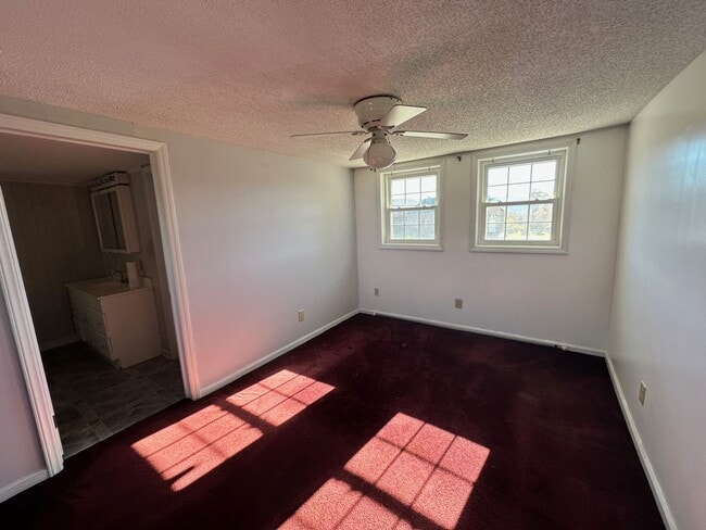 Building Photo - NEW RENTAL LISTING - NO HUD NO SECTION 8