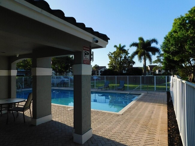 Building Photo - 3134 Grandiflora Dr