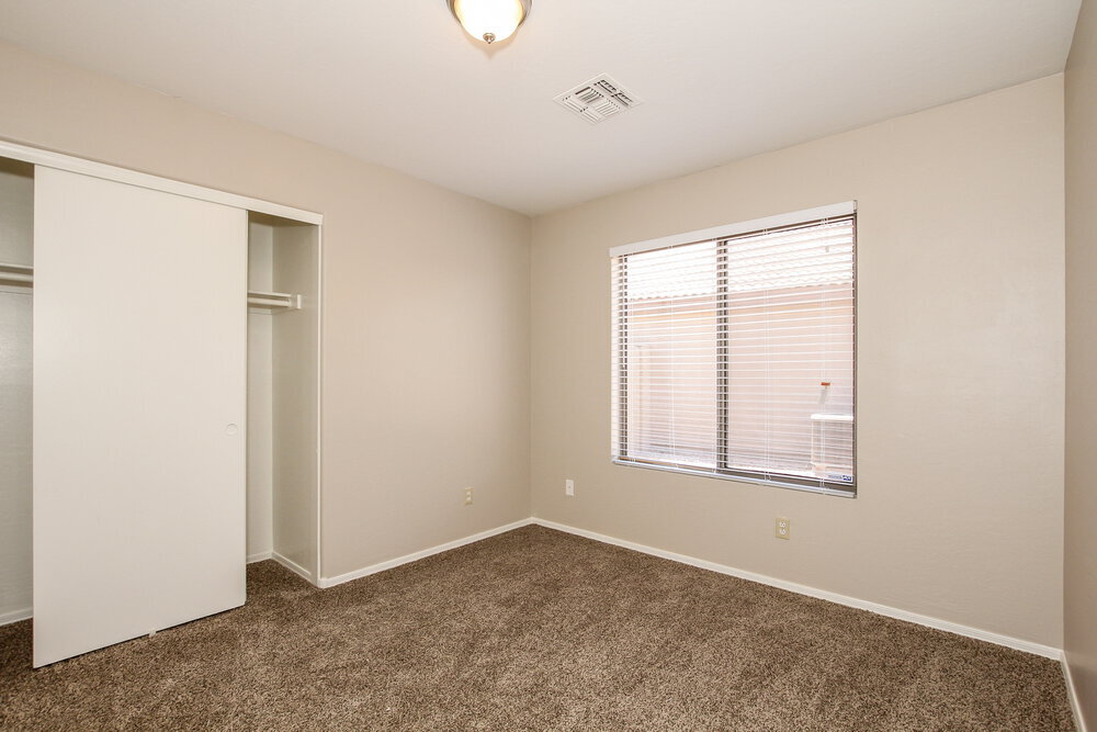 Building Photo - 13221 W Acapulco Ln