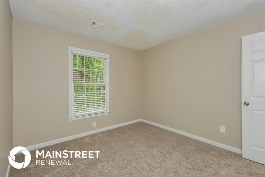 Building Photo - 2970 Binghampton Ln