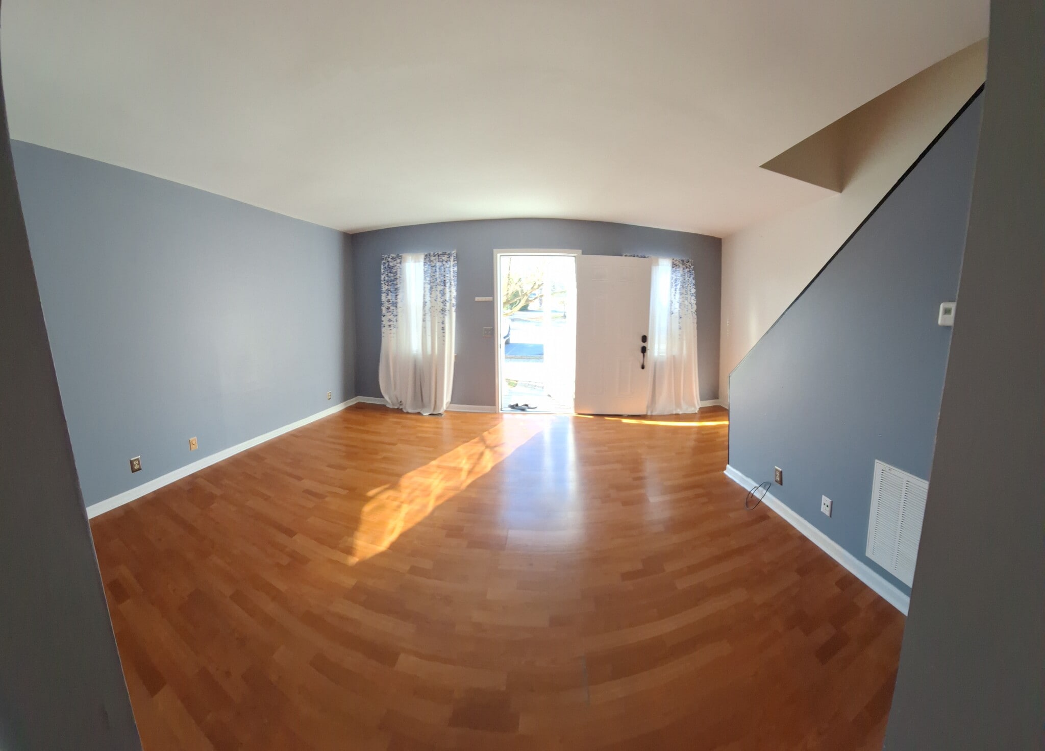 Lounge towards entrance - 217 Walton Ferry Rd