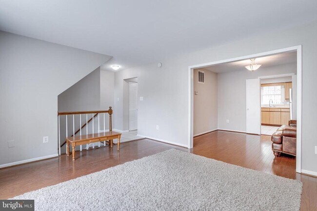 Building Photo - 4685 Forestdale Dr