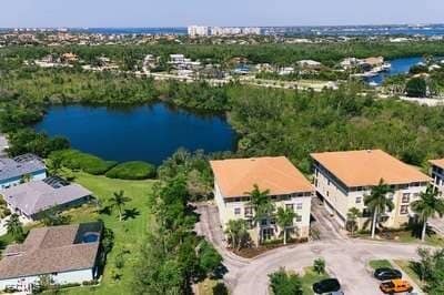 Building Photo - 10090 Lake Cove Dr