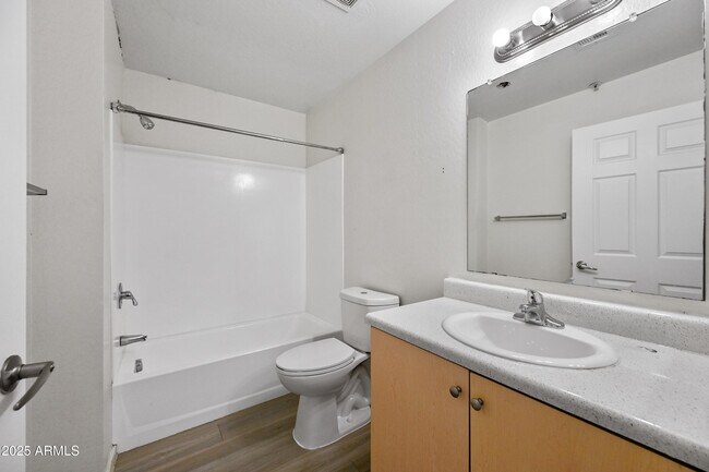 Building Photo - 3065 N 67th Ave