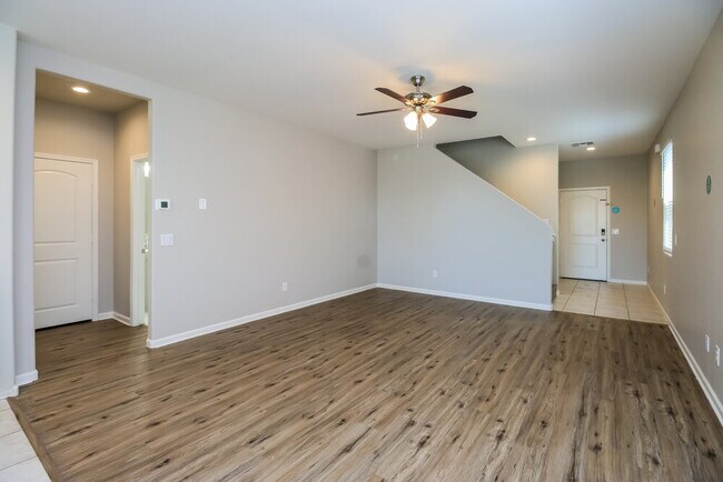 Building Photo - 4517 E Gagarinite Ln