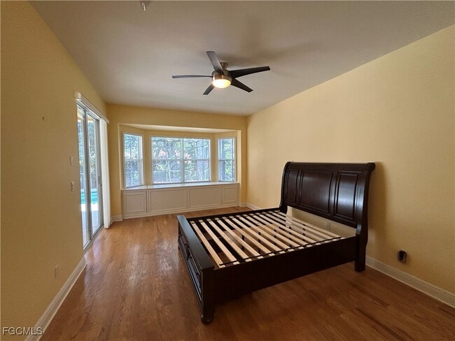 Building Photo - 9947 Colonial Walk N