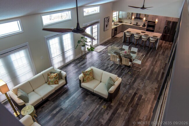 Building Photo - 661 W Rambling Dr
