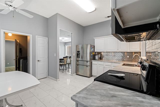 Building Photo - 8525 Mystic Trail