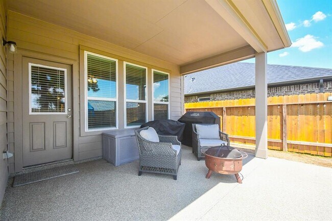 Building Photo - 17707 Chartertree Ln
