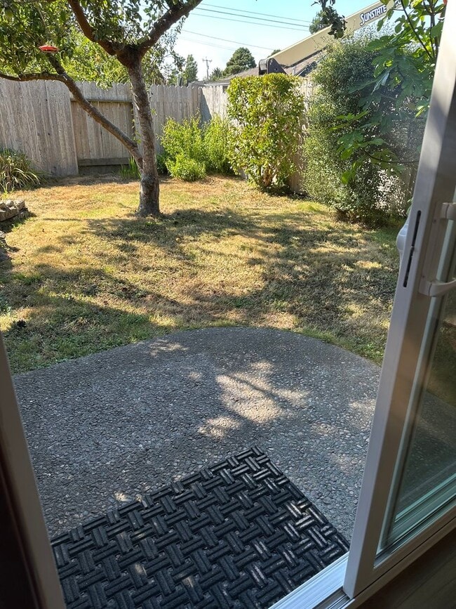 Building Photo - Charming Studio Loft in Arcata – Close to Plaza & Cal Poly Humboldt