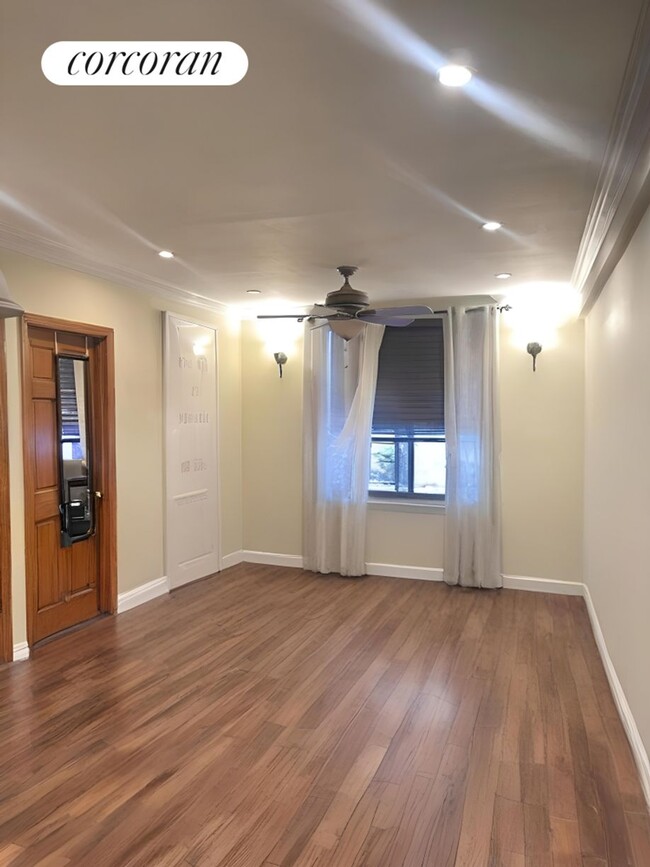 Building Photo - 9524 Fort Hamilton Pkwy